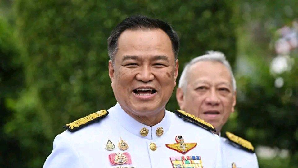 泰国新总理阿努廷一上台就搞了个大动静。当地时间9月23日，在中国驻泰使馆庆祝新中