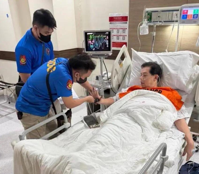 总统的表弟躺在病床上就被警方戴铐带走，上亿美元规模的防洪项目怎么就成了随意支取的