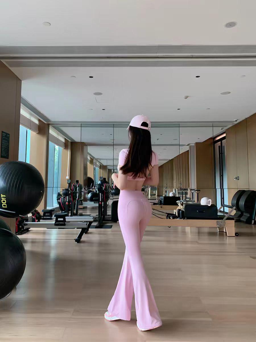 为什么健身一定要穿紧身裤呢?