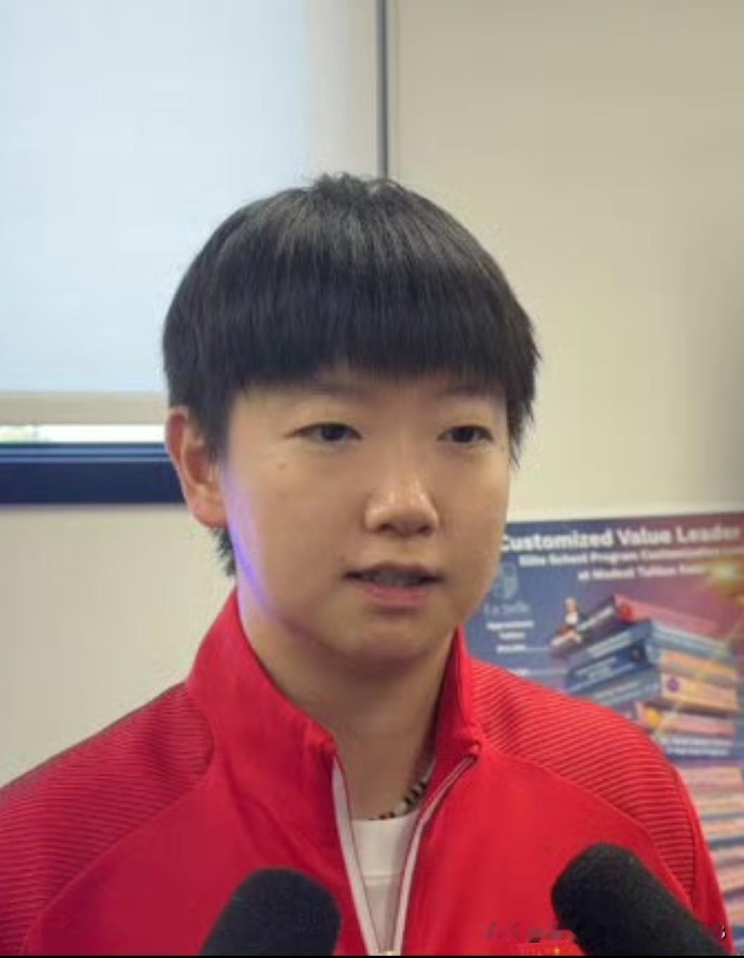 孙颖莎的格局真不一般！刚拿下美国大满贯金牌，她没有沉浸在喜悦里，立刻奔赴洛杉