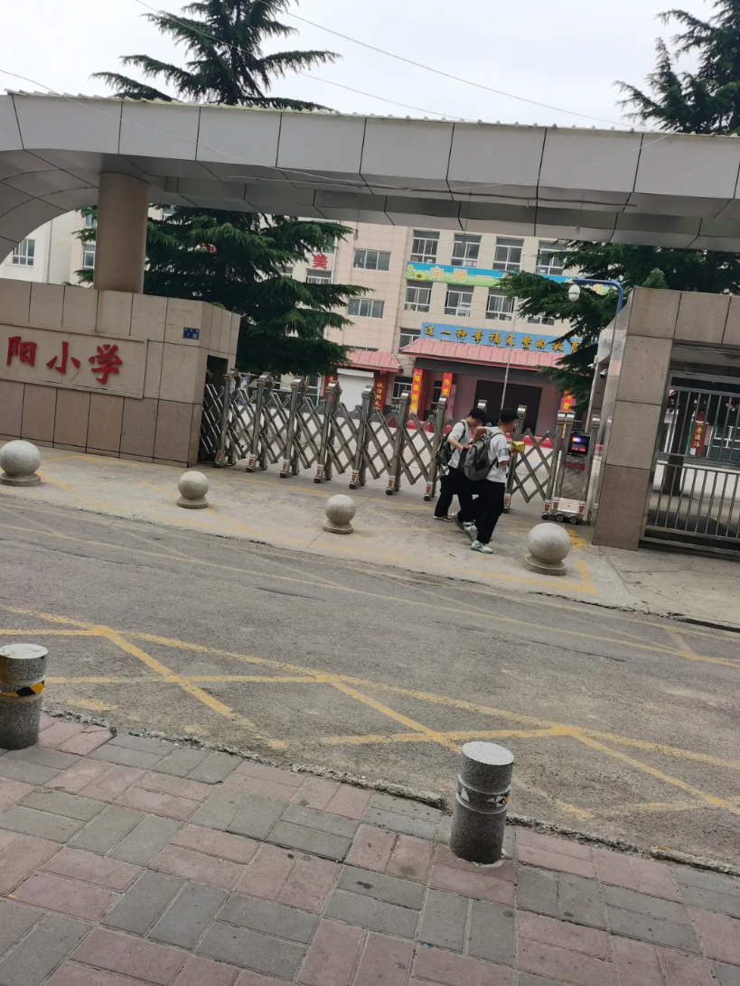 变化真的好快哟！几年前，初中学校还在不断地强调初中毕业生五五分流，百分之五十的