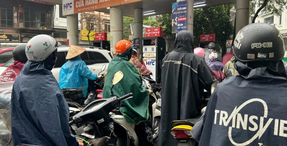 越南想买俄油却又怕制裁！目前越南面临的石油困局，导致越南航次大幅减半，能源危