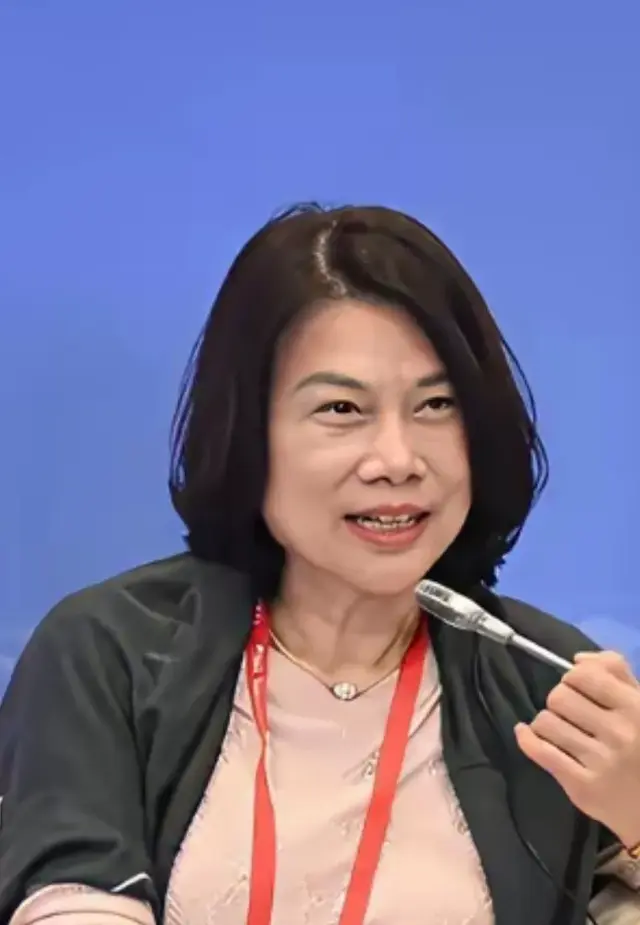 董明珠的观点该不该批评