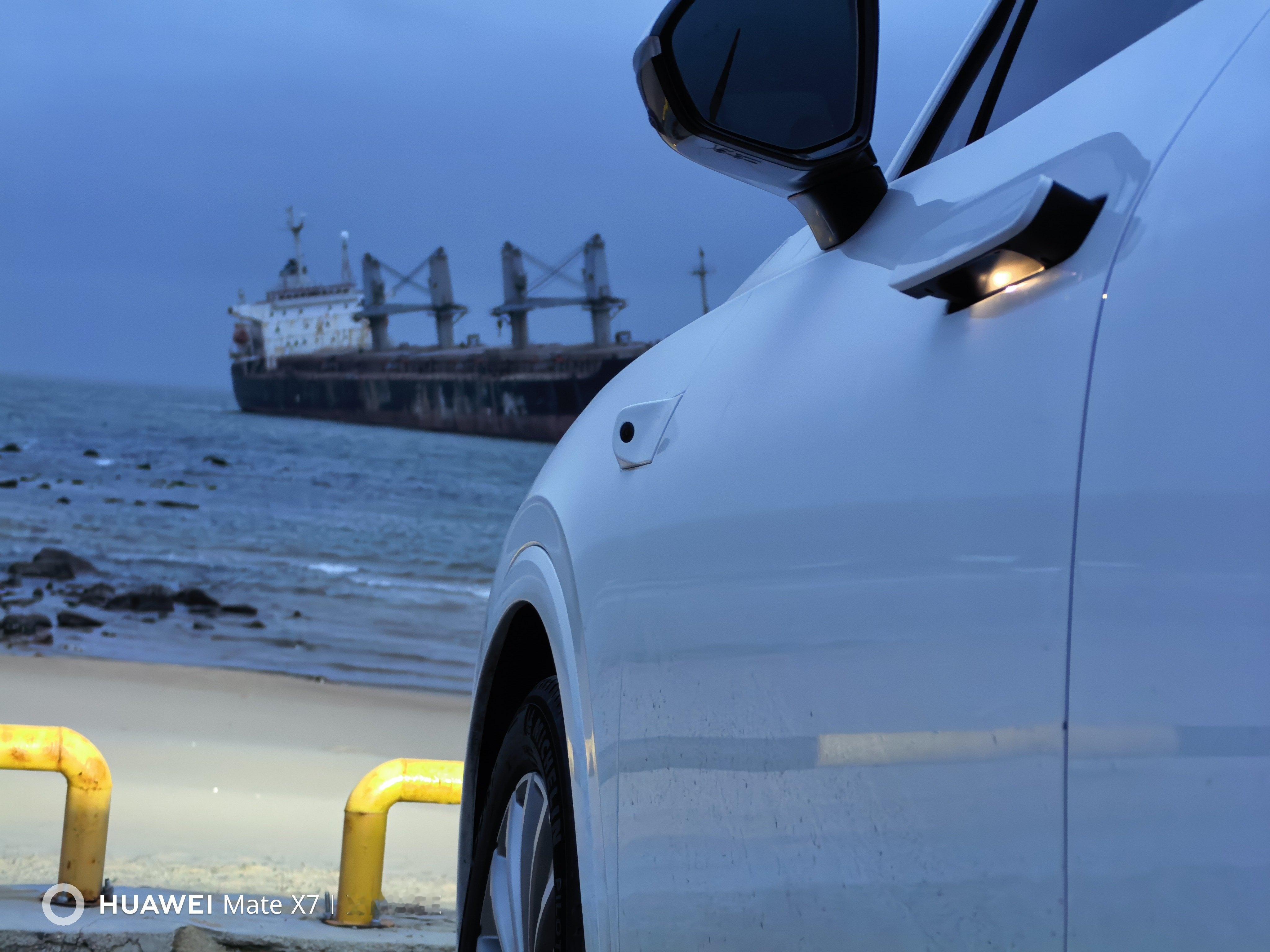 凌晨4点起床。就为了去拍那个破碎的视频。这次环山东海岛之行，日照，青岛、威海。乐