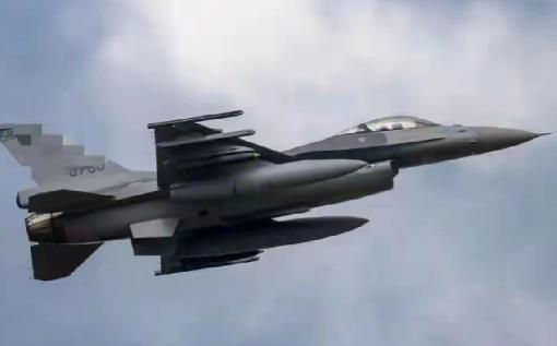 台海有情况！台军一架F-16战机6日晚19时29分突然从雷达上消