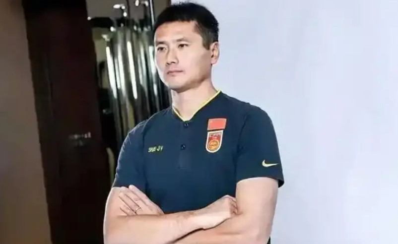 2027年年初的沙特亚洲杯，如果邵佳一没能带领国足进入16强，也就是小组都没出线