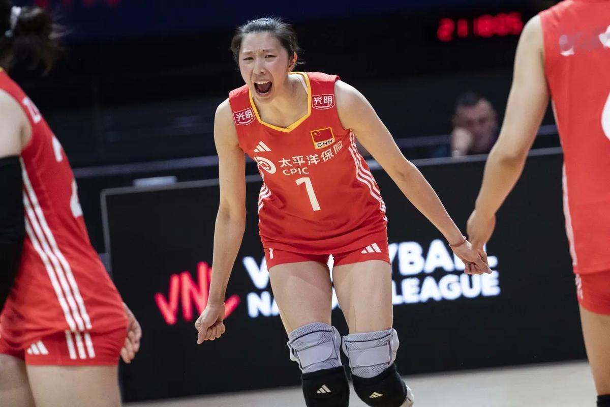 三主攻还有一名伤员，赵勇这是棋走险招女排亚锦赛即将打响，中国女排公布的参赛1