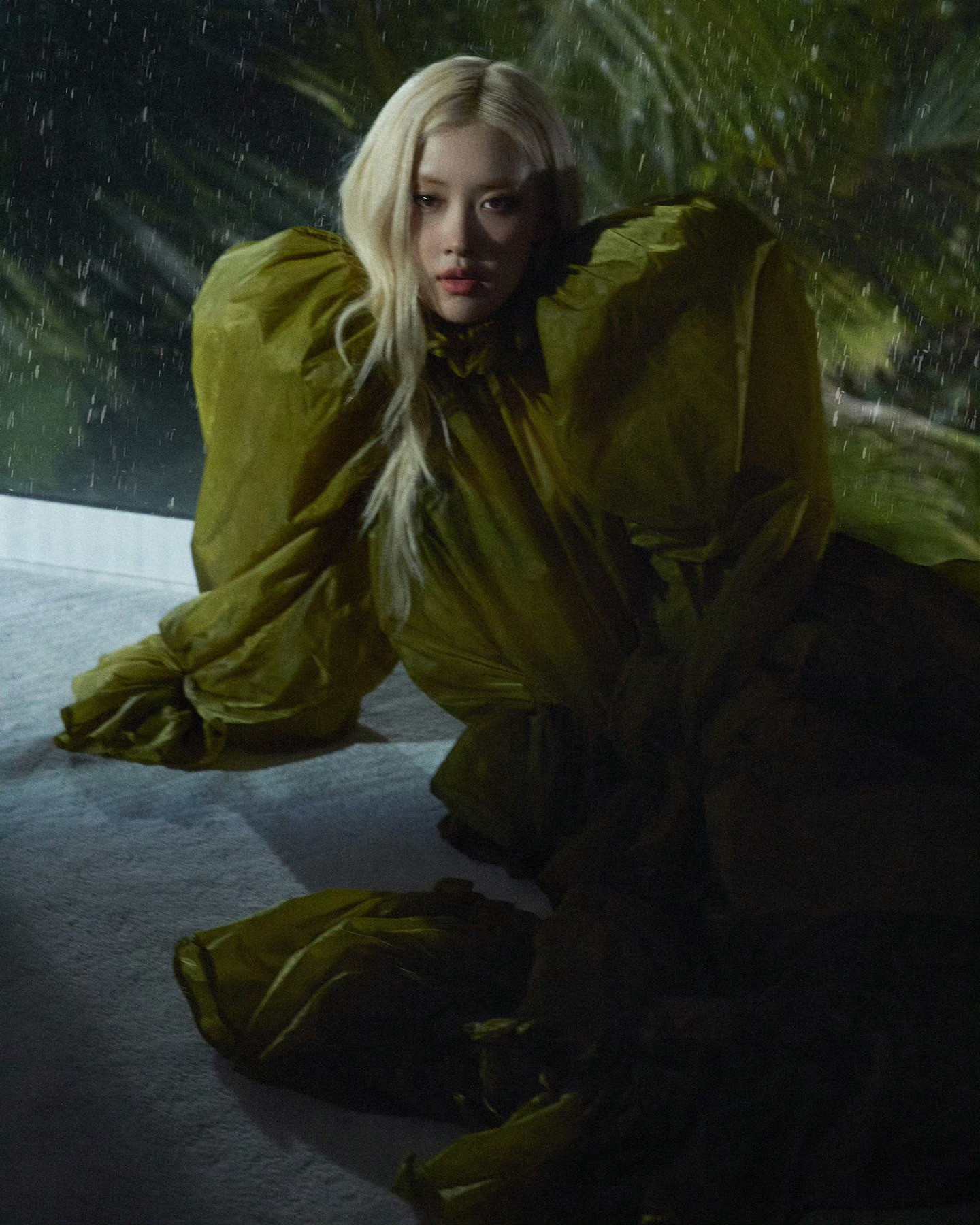 ROSÉ朴彩英CRFashionBookIssue28Saint