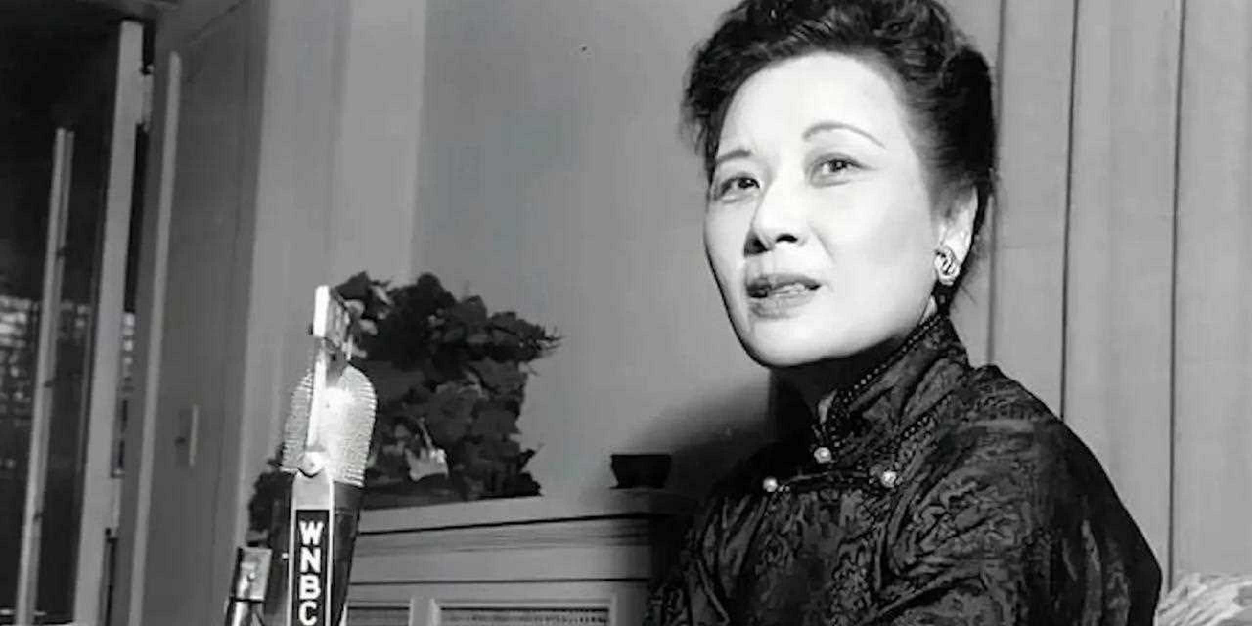 1941年，宋美龄愤怒地斥责陈洁如为“不知廉耻的小三”，并怒掌陈洁如。然而，陈洁