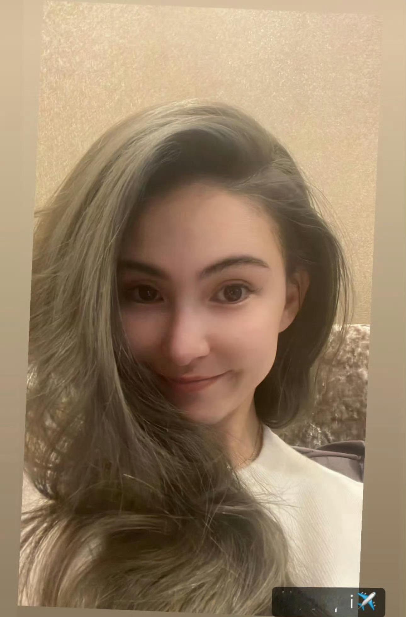 昆凌自拍好美啊