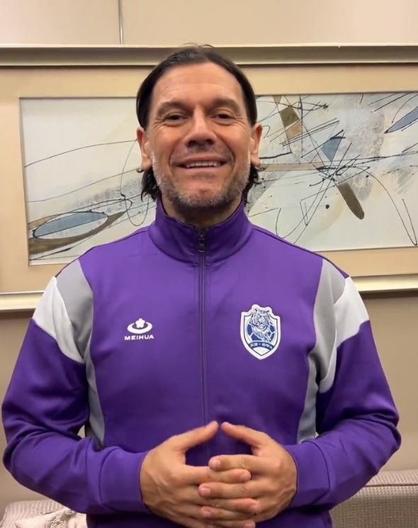 津媒: 天津老甲A队两外援抵达天津, 凑齐在天津出发的所有球员