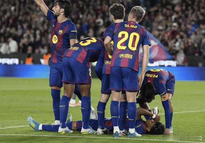 巴萨官宣亚马尔伤情每体爆料：亚马尔伤缺空档，巴尔德吉迎来上位契机，巴塞罗那无意出