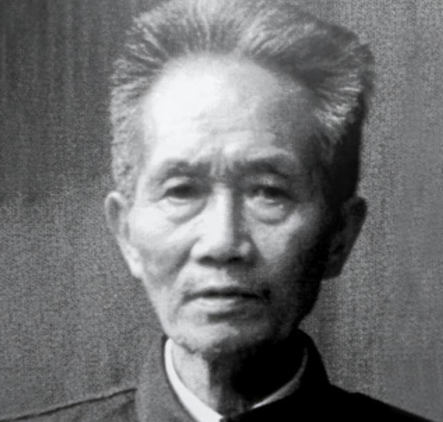 1950年，开国上将杨勇收到一封来信：“我还活着，能不能给我安排个工作？”杨勇看