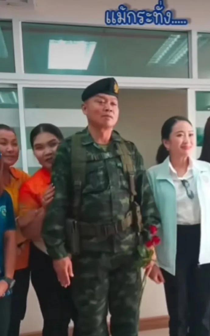 佩坦通背后有高人啊，太了解男人了，尤其是当兵的男人。本辛将军在录音门中被佩通坦骂