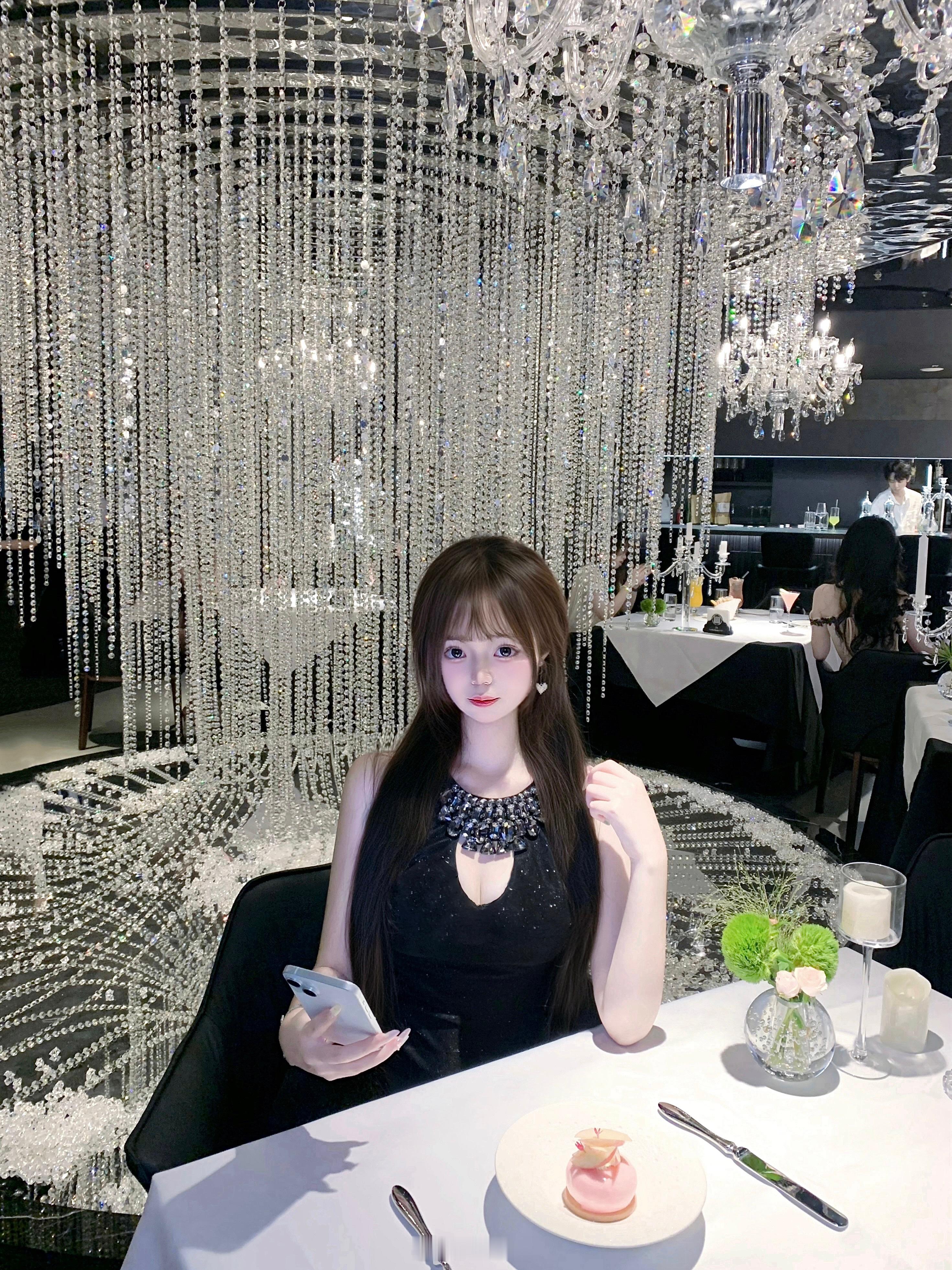 吃个漂亮饭🍸🖤​​​