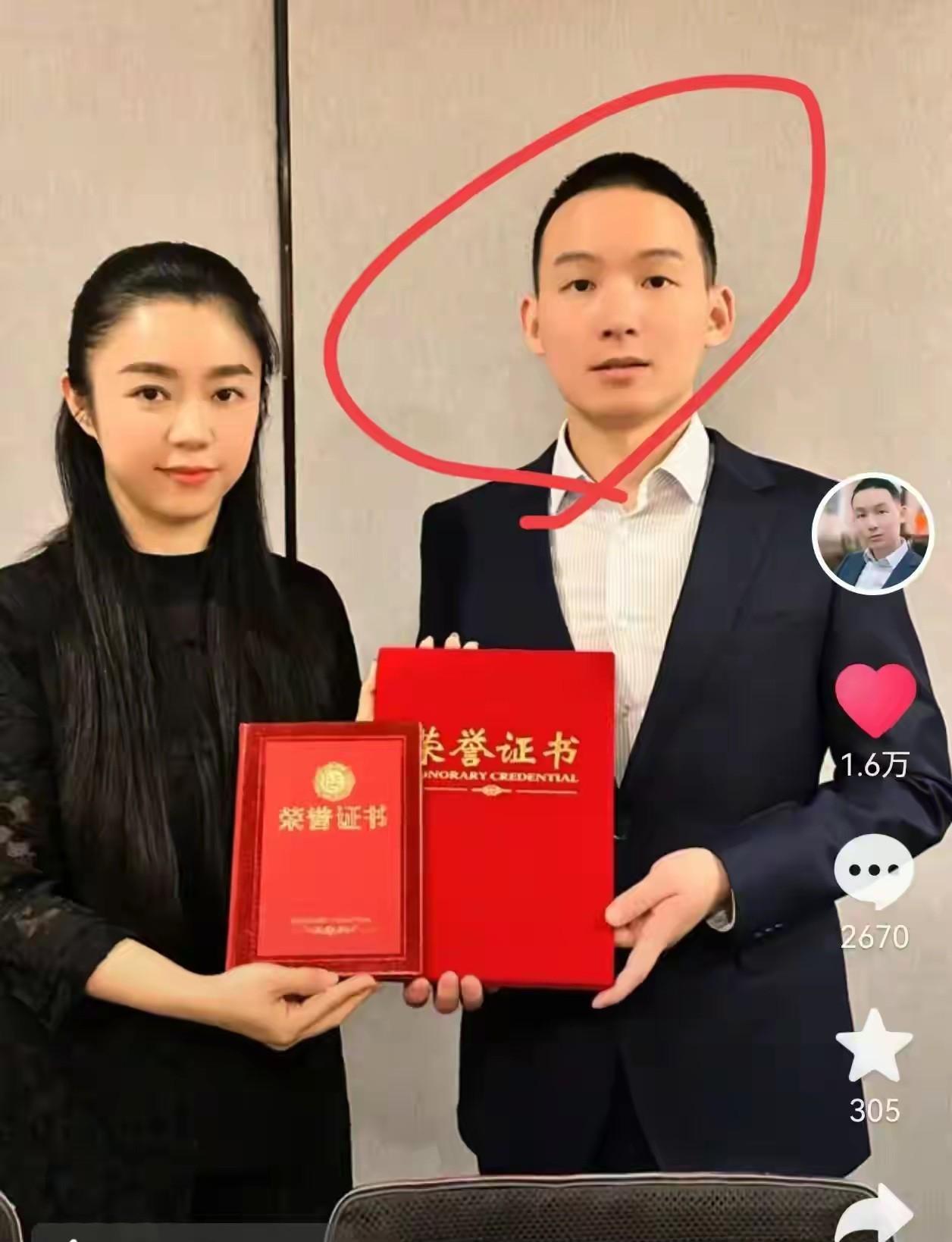 看谢浩南的捐款就知道直播是真赚钱啊！浩南一出手就是50万，以前要靠打工挣学费的