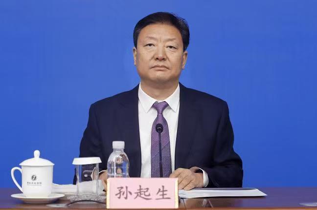 3月21日上午，山东省总工会召开处级以上干部会议。省人大常委会副主任、党组书记，