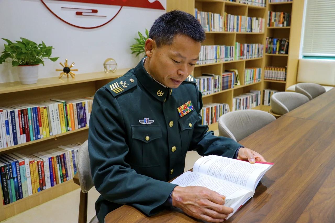 从军37年，经历3次提干失败高玉华初心不改，默默扎根荣立二等功2次、三等功7