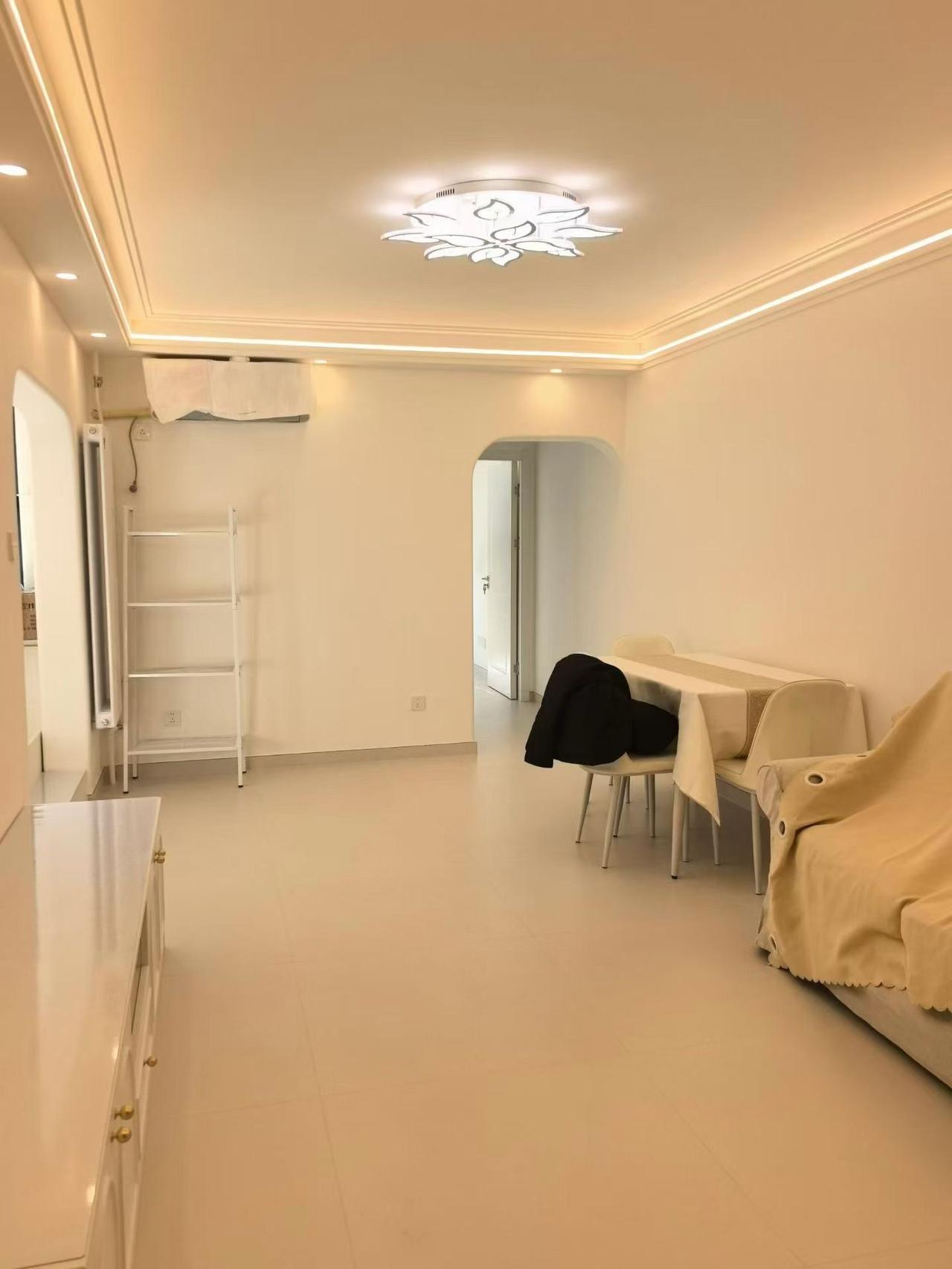 当然会买啊，3000元太开心了，儿子结婚要买房啊！昨天朋友圈的中介晒房很辛苦