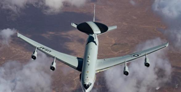 乌克兰两周狂轰克里米亚，俄损失近5亿装备还丢6架战机，防空漏洞大到离谱！来源