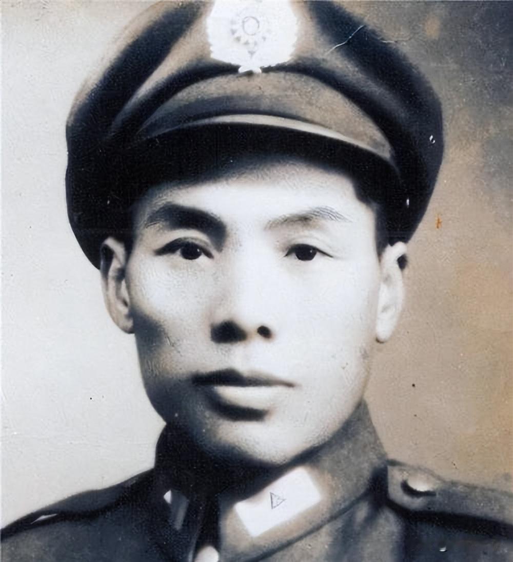 抗日名将沦落卖煤球？“将军煤球”背后，是被埋没的铁血风骨1950年，曾经创