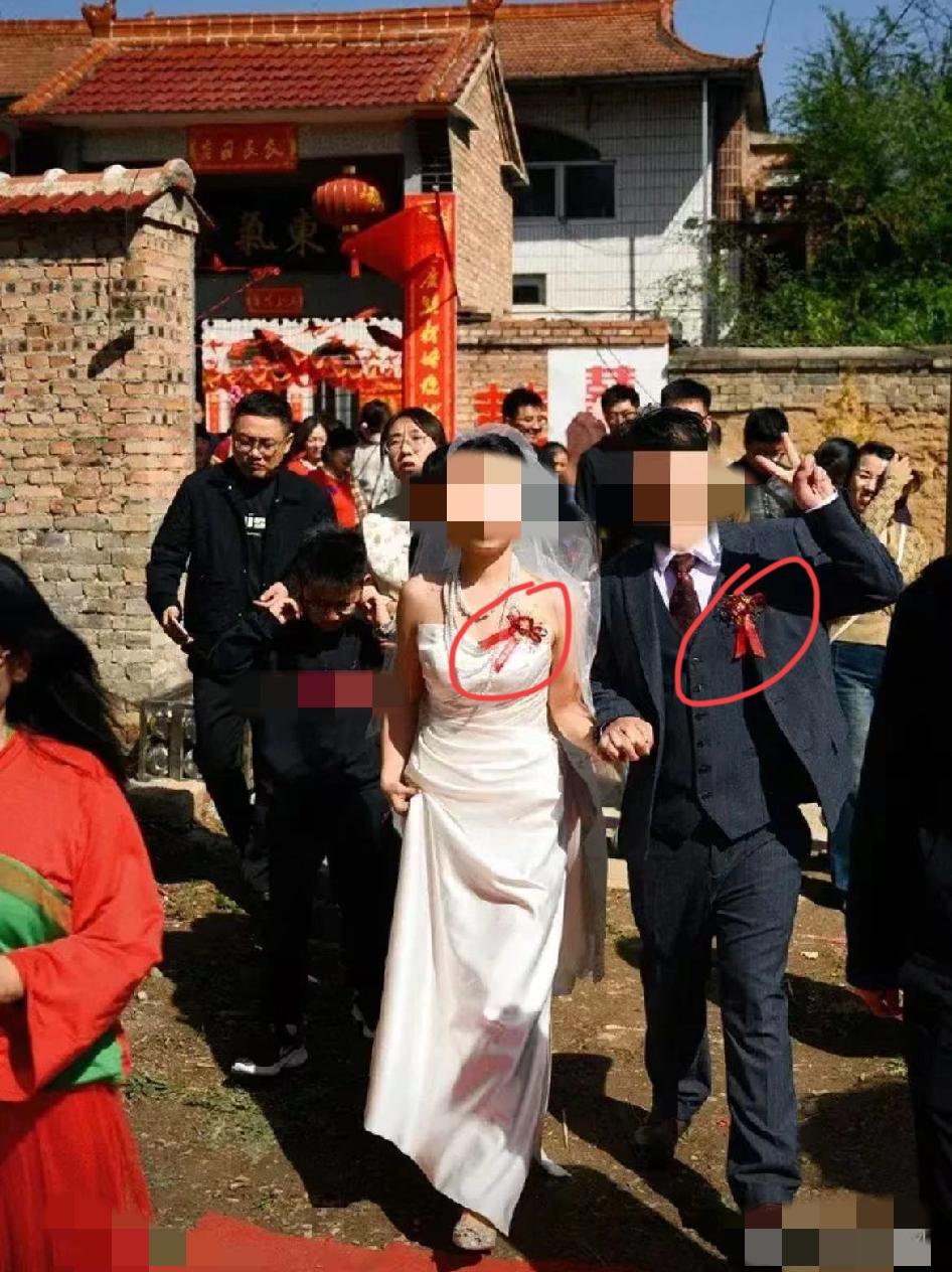 山西长治，最近出了一件稀奇事！订婚时女方要了18万8彩礼，谁能想到婚前直接一分