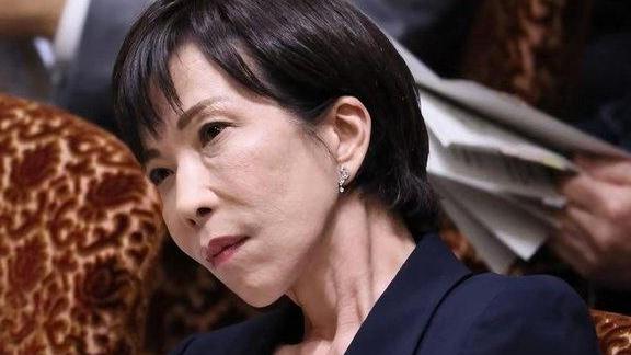 反制仅3天！高市早苗急到跳脚，要求中方撤回？先道歉再说商务部对日反制才第三天，