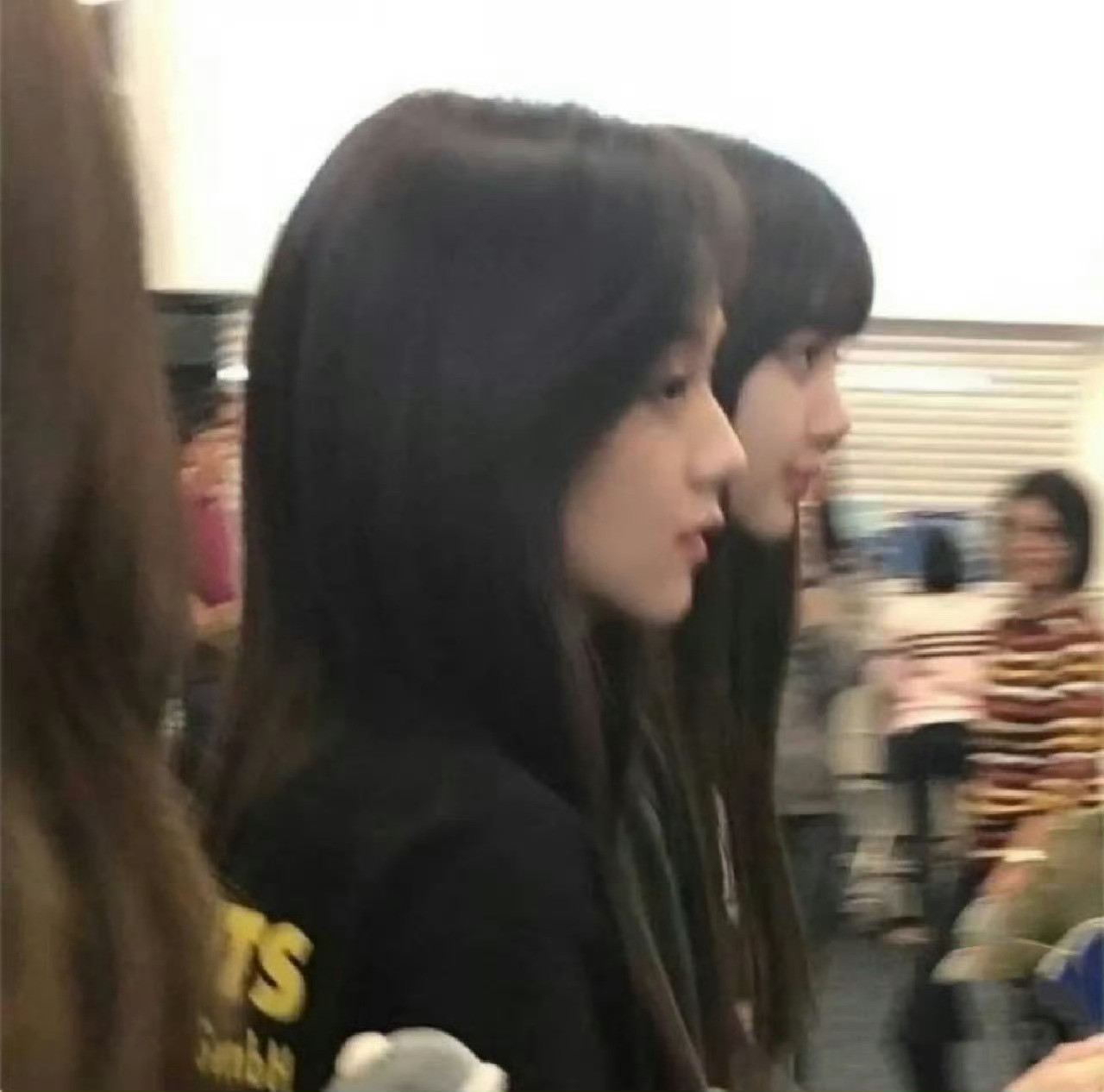 最开始听到侧颜这个词还得追溯到这位…..