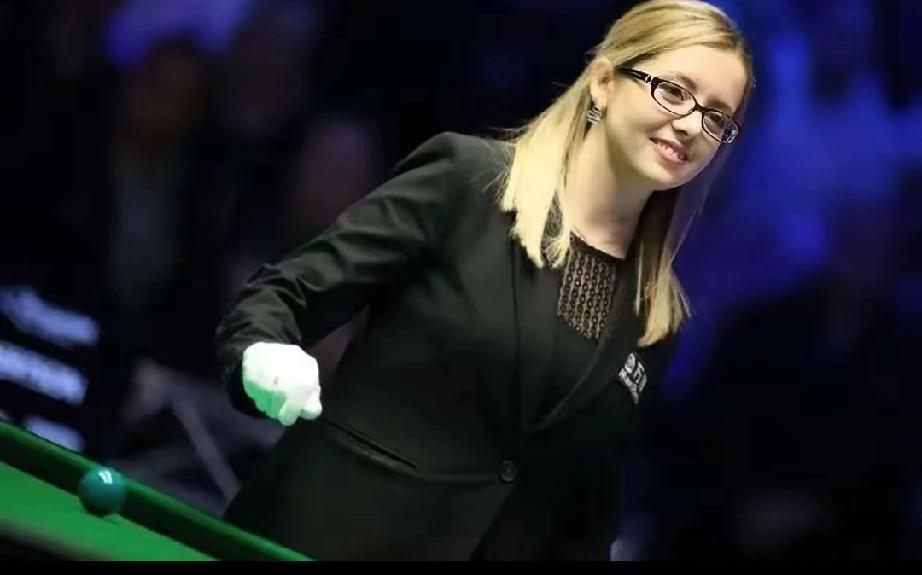 我宣布赵心童夺冠，比赛中最吸睛的不见得是他本人，也不一定是小特，反而是那个在场