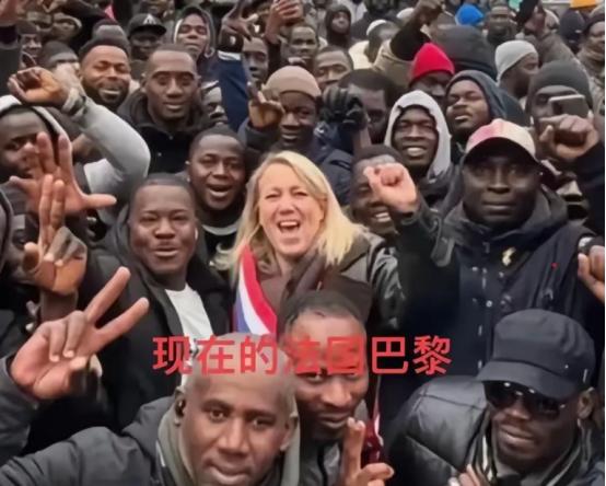 一个国家究竟能蠢到什么程度？看看法国就知道了！放着自家人口往下掉不管，张开怀抱
