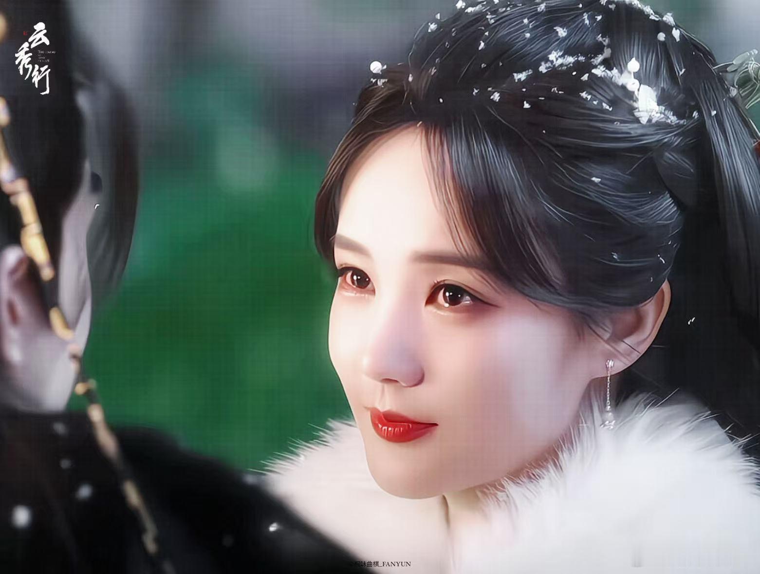 李一桐请看剧的漂亮姐姐李一桐剧里演财迷剧外是财神人美心善说的就是李一桐，剧内可