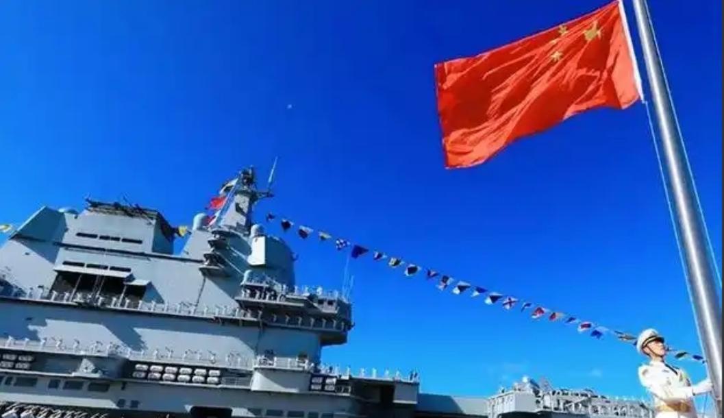 俄罗斯军事专家：“美国心里非常清楚，中国综合国力强大无比”，现在全世界看待美国现