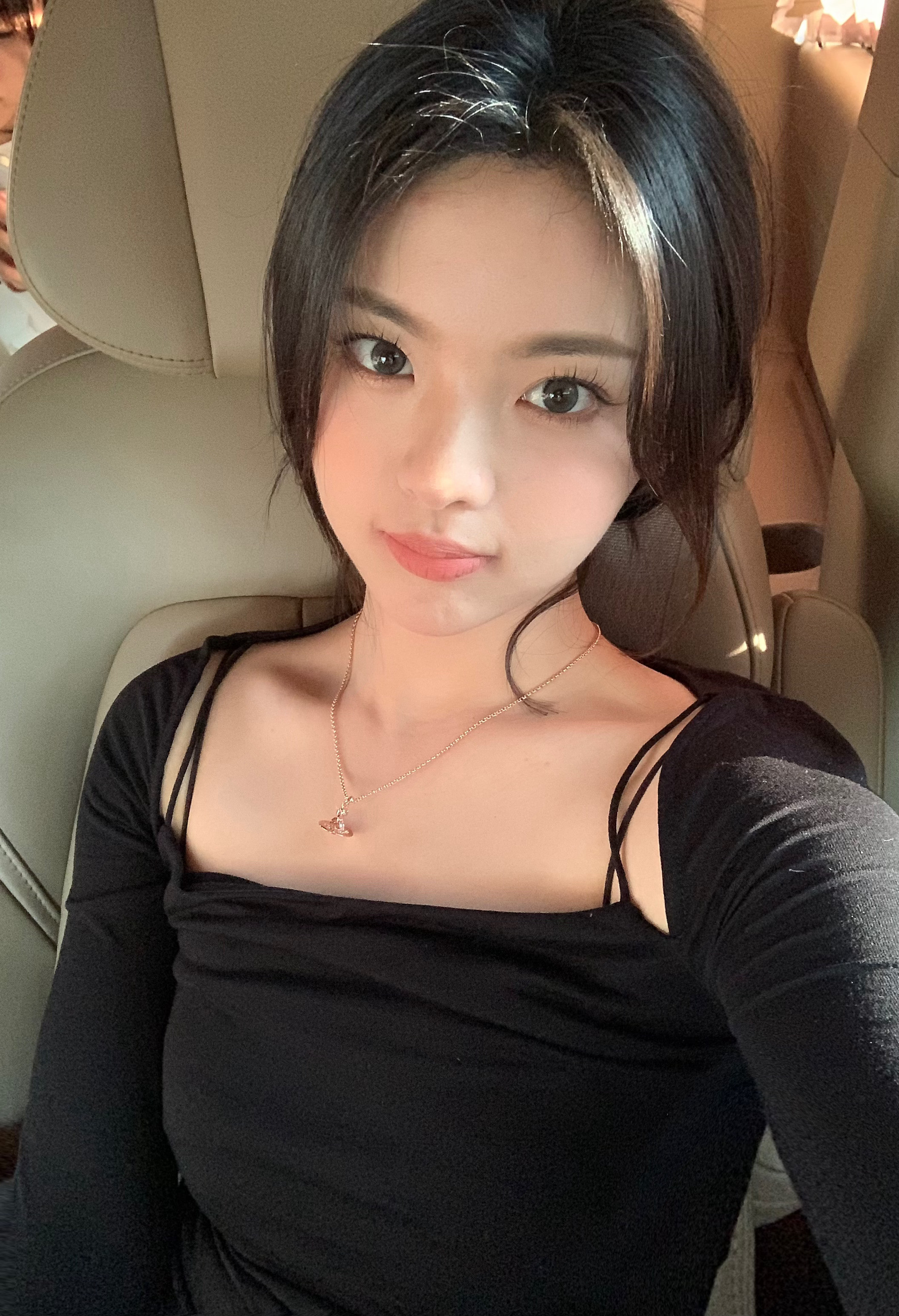 杨超越日常OOTD越来越美的超越妹妹