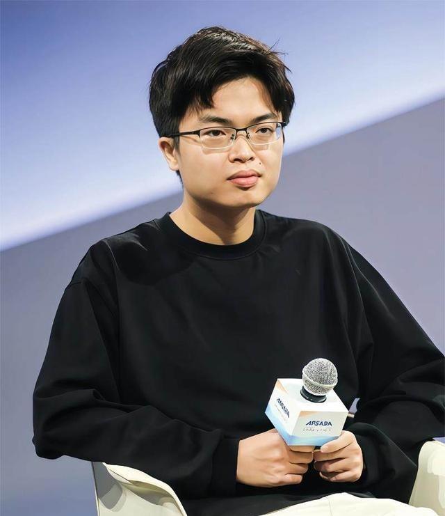 我有一种预感：第二个震惊硅谷的“梁文峰”，已经出现了！谁能想到，DeepSeek