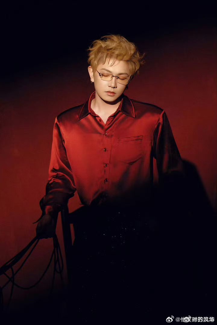 妈咪呀颜人中才不是黄毛小子颜人中北京场给你点颜色看看颜人中北京场真的给足颜色看！