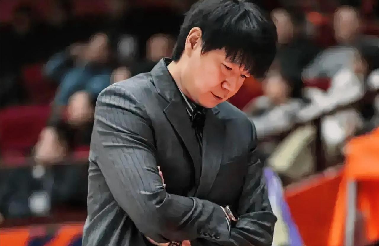 太丢人了😡，山东97-103不敌广厦，一战让我彻底看清这3位！1. 