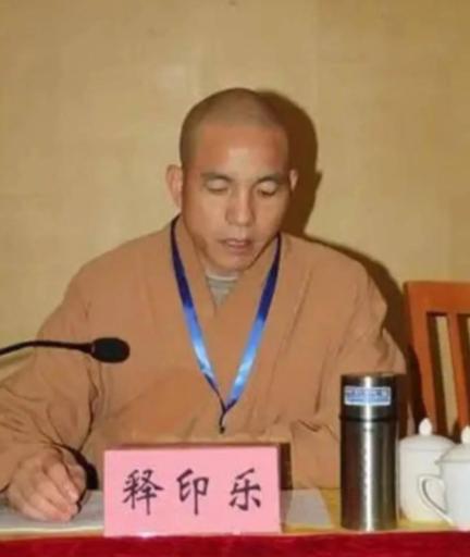 白马寺的香客天塌了！印乐法师离开白马寺这事确实让不少人心里有点难受。