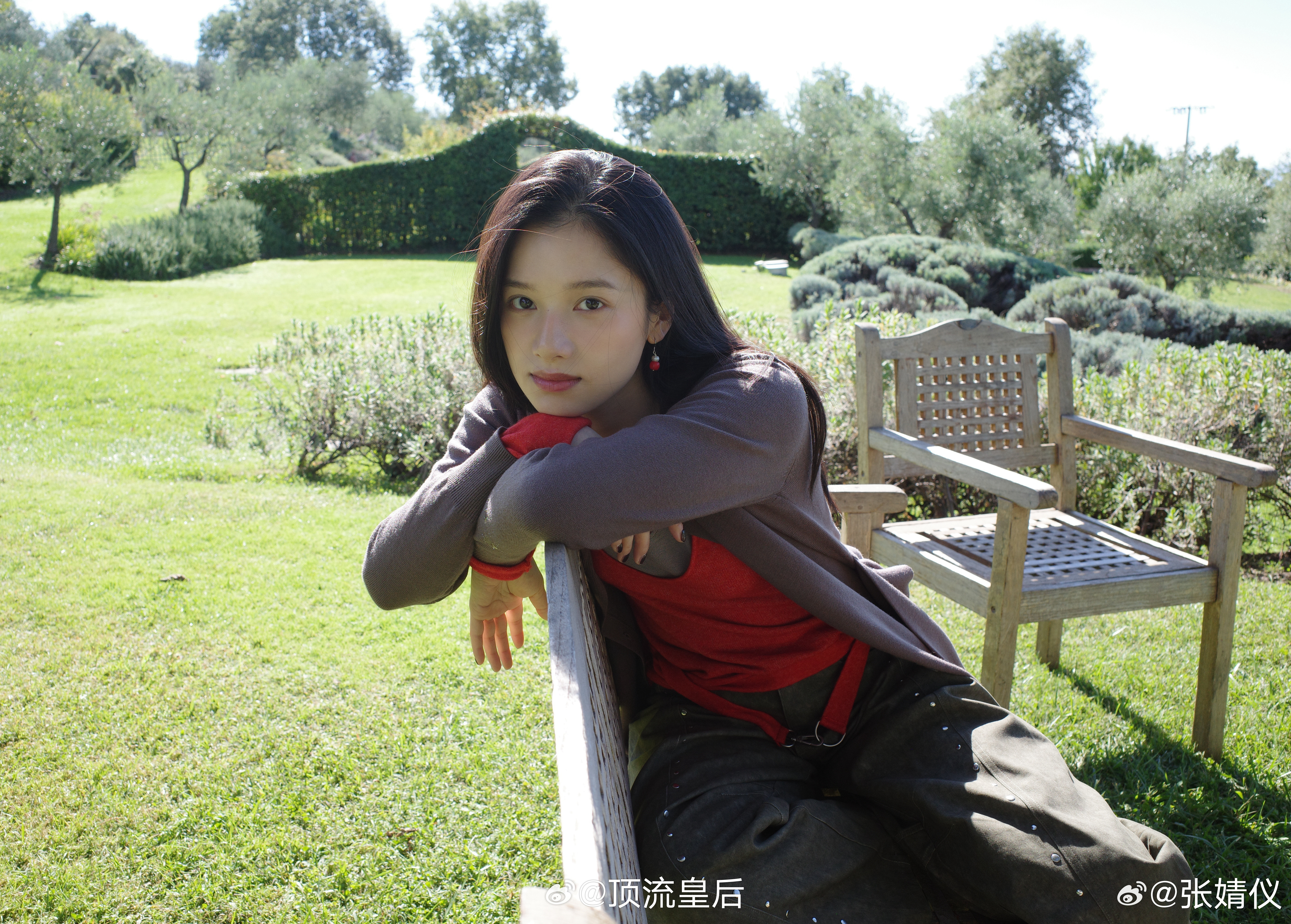 张婧仪真好看，是生图直出的美貌。​​​