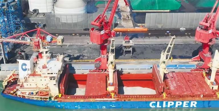 28950吨非洲马里锂精矿，到港洋浦，成为