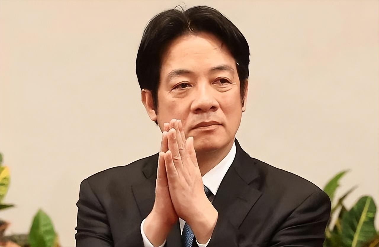 2026年5月15日，特朗普结束北京之行搭乘专机返程华盛顿，途中接受记