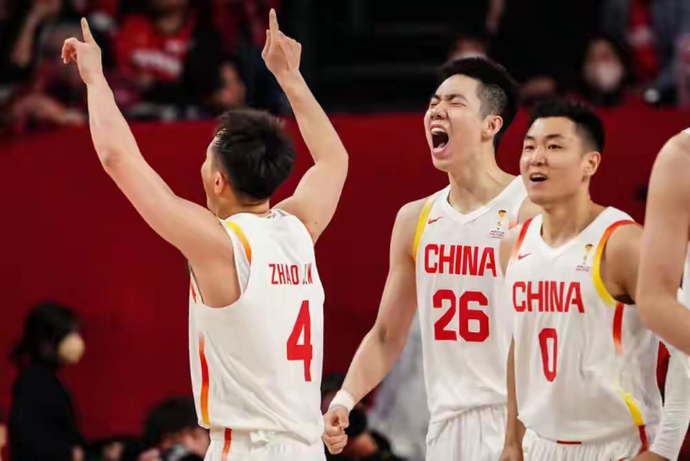 中国男篮世预赛之前我一直觉得韩国最难打，当名单出来后，发现赵睿不打，周琦张震林进