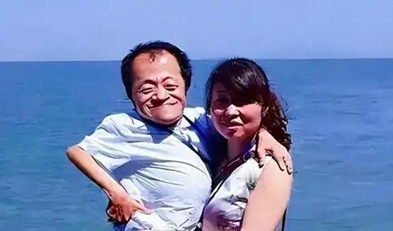 放弃中石油高级工程师的金饭碗，顶着父母断绝关系的死命令，年方三十一的漂亮女高管却