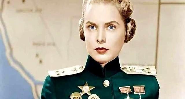 当一个国家被逼到墙角，能想出多硬核的办法？二战打完，苏联男人少了2700万。整个