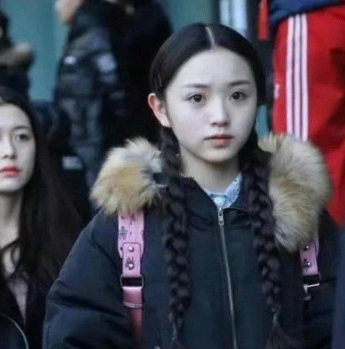 艺考时期的田曦薇，和现在对比变化真大，红气果然能养人​​​