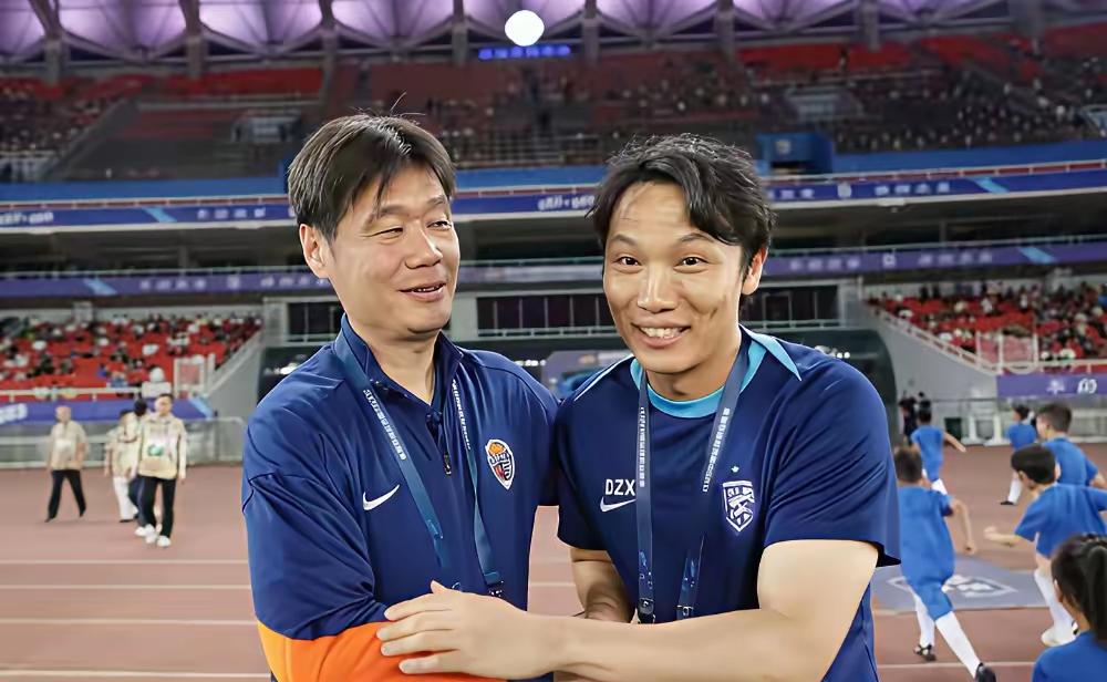 武汉男足之所以这几年发展不顺,问题到底出在那里?武汉足球这几年有