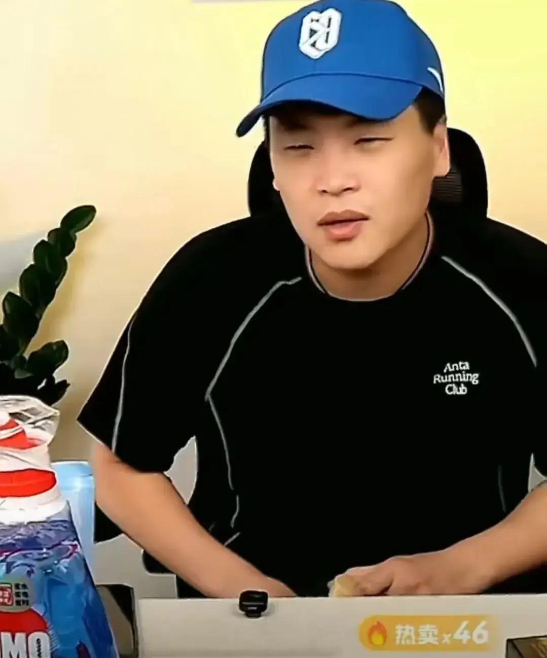 有人说樊振东早就不复当年了，郝帅替东哥打抱不平，直言：让小胖一直保持高水平，