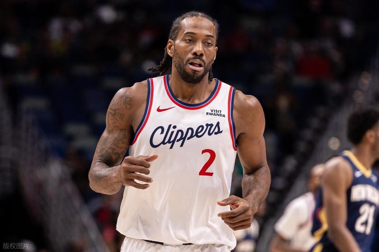 伦纳德真的累了，第四节一次出手也没有，泰伦卢35胜20负的誓言恐怕实现不了了。