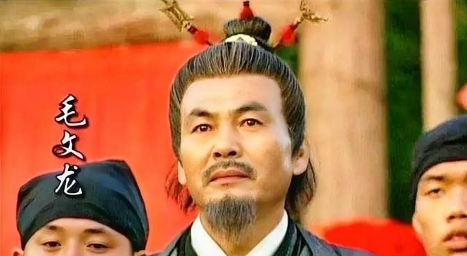 袁崇焕杀死毛文龙的原因：袁崇焕是明朝末年抗击后金的中流砥柱，尤其在宁远大捷中，
