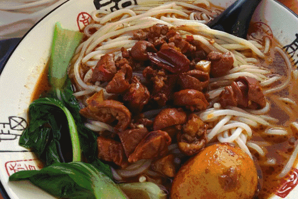 长沙辣椒炒肉粉,怀化鸭子粉,邵阳米粉, 湘西米粉,郴州鱼粉,常德牛肉