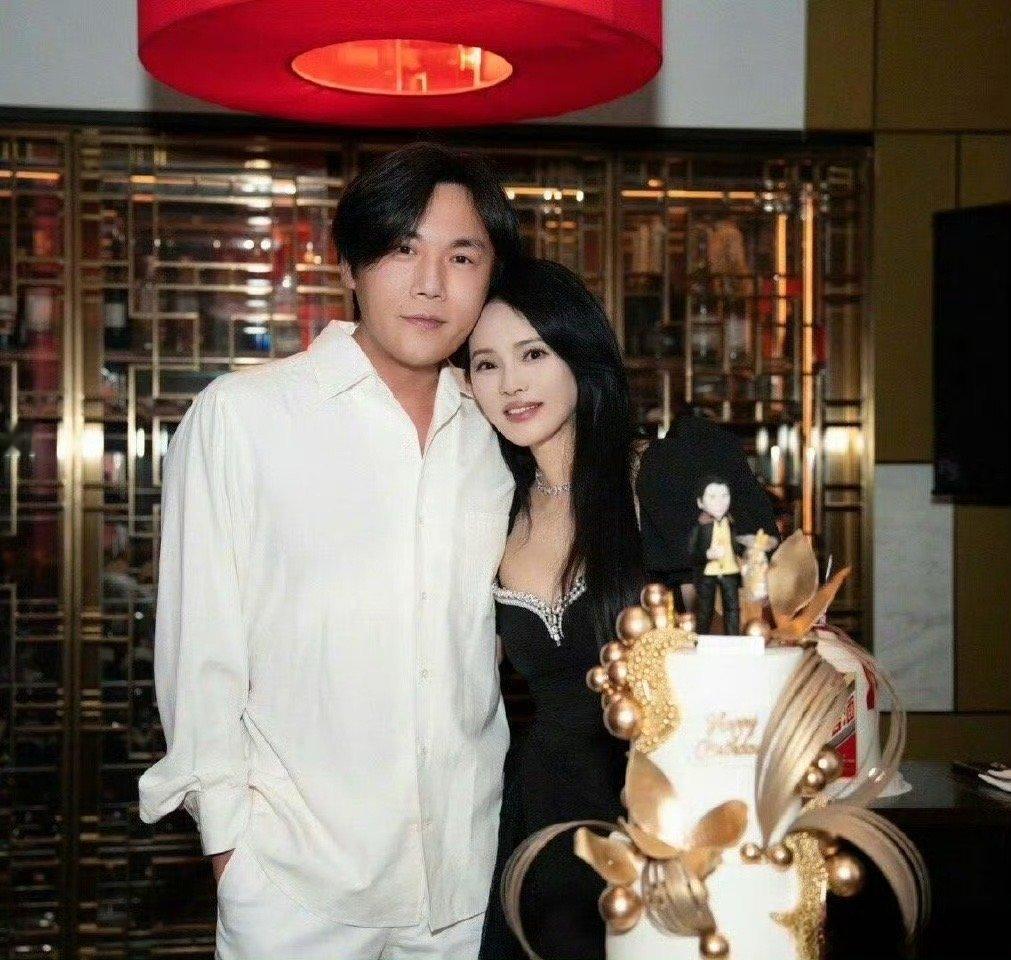 伊能静说秦昊很少回家静姐“吐槽”秦昊老师回家少，这哪是抱怨，分明是“炫夫”新姿势